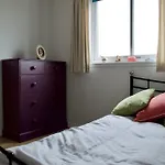 2 Bedroom Flat In Edinburgh